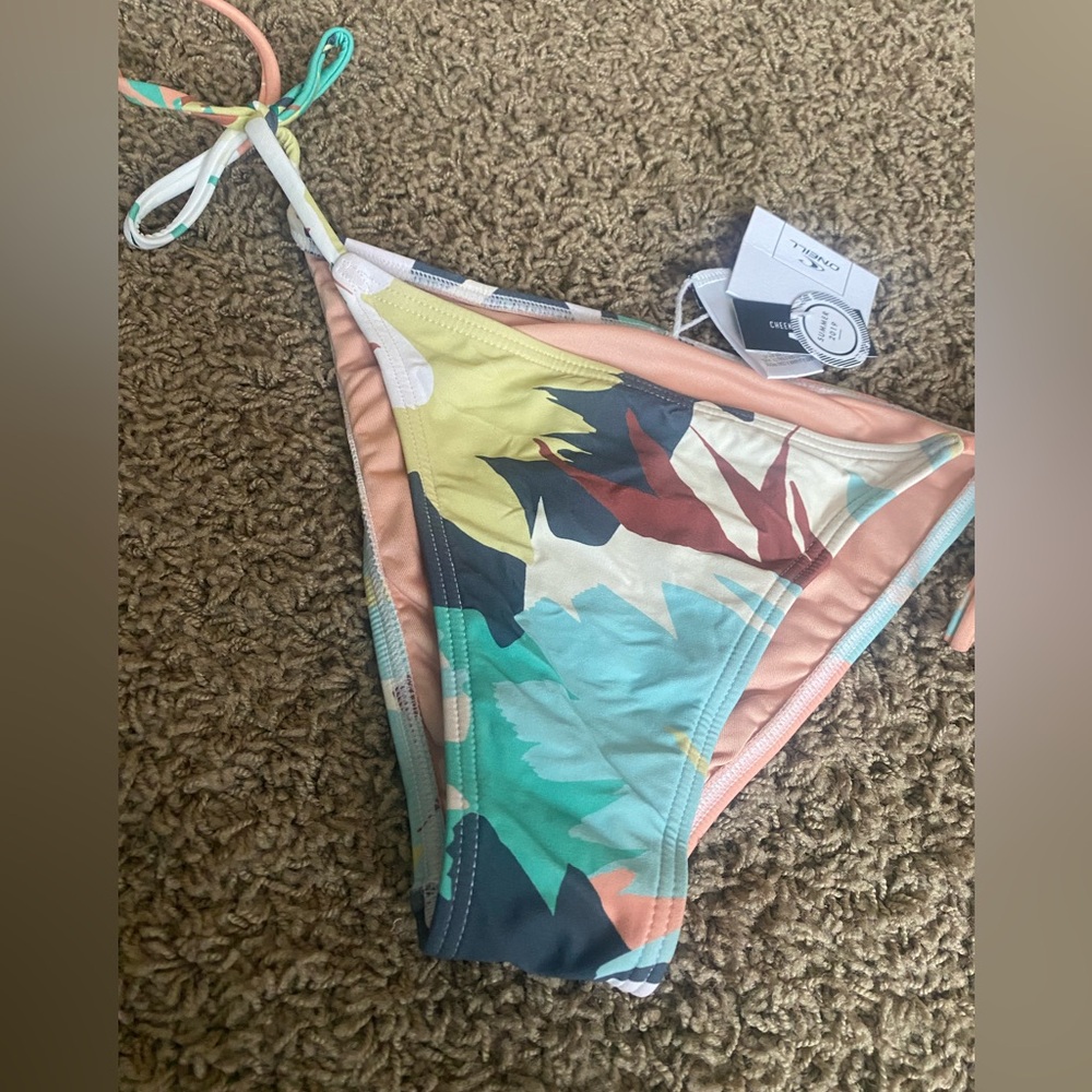NWT O’Neill Atlas Side Tie Cheeky Bikini Bottoms, Medium